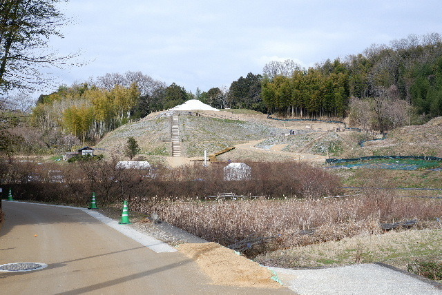 2022_0307３月７日飛鳥古墳一半0002.JPG