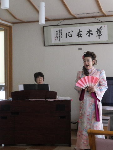 ソプラノ歌手 岡田由美子さん 画像